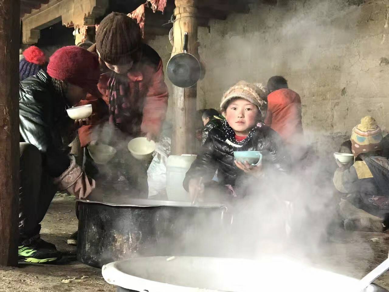 昆明佳铭文体活动策划有限公司公益回顾丨家国同欢月同圆 温暖满载甘孜州(图10)